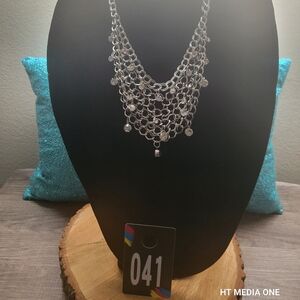 #41 MYSTERY PAPARAZZI JEWELRY BOX SALE 10 PCS